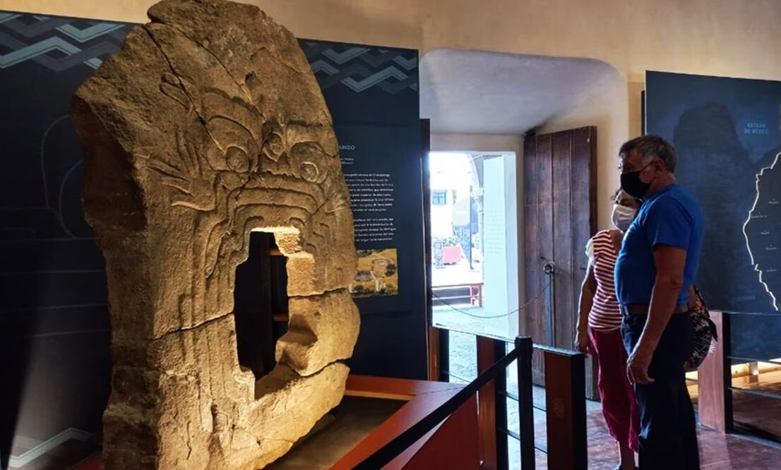 "Portal del inframundo" es la pieza arqueológica que México recuperó luego de ser robada hace 60 años.
Foto: EL UNIVERSAL / Cristopher Cabello