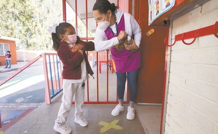Un retorno a las aulas sin risas y gritos de los niños