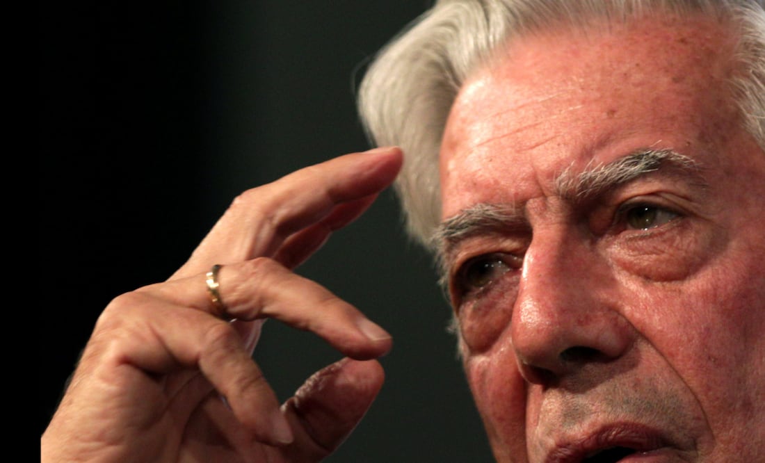 Mario Vargas Llosa (1936 - 2025), escritor peruano.
Foto: EFE / Mauricio Dueñas Castañeda, archivo