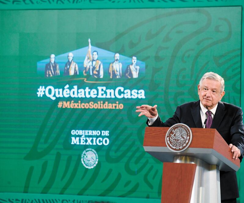 La reforma constitucional, dijo López Obrador, es para fortalecer a la CFE. Foto: ARMANDO MARTÍNEZ. EL UNIVERSAL