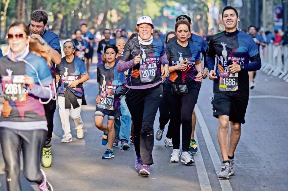 La ex primera dama y aspirante a la candidatura del PAN para la Presidencia de República, Margarita Zavala, corrió cinco kilómetros en 35 minutos en la segunda carrera Yo con México. (GALO CAÑAS. CUARTOSCURO)