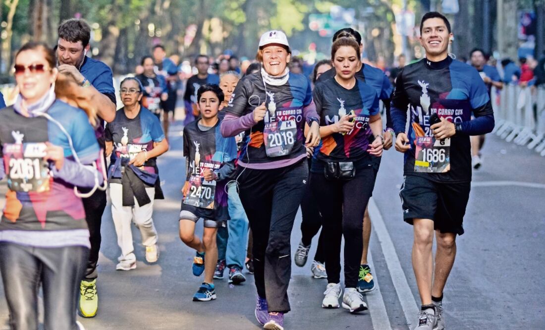 La ex primera dama y aspirante a la candidatura del PAN para la Presidencia de República, Margarita Zavala, corrió cinco kilómetros en 35 minutos en la segunda carrera Yo con México. (GALO CAÑAS. CUARTOSCURO)