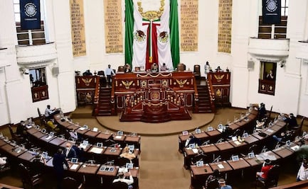 Aprueban dictamen para elevar a rango constitucional programas Mi Beca para el Bienestar y La Escuela es Nuestra en CDMX