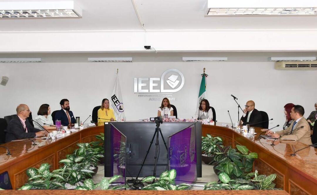 El Instituto Estatal Electoral de Aguascalientes hizo entrega de las constancias de mayoría a jueces y magistrados electos (26/06/2025). Foto: Especial