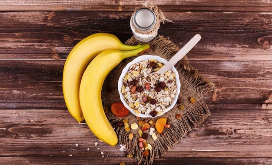 Licuado de avena y plátano. Fuente: Freepik