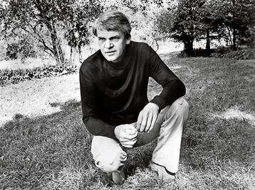 Milan Kundera y su gran idilio con la novela latinoamericana