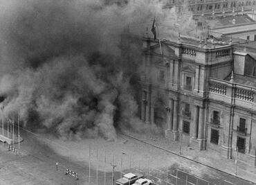 Poetas chilenos conmemoran aniversario del golpe de Estado de 1973