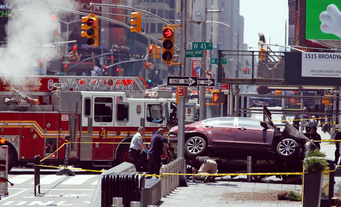 Descartan terrorismo en atropellamiento en Times Square
