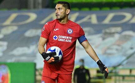 Cruz Azul deja fuera de la convocatoria a Jesús Corona para enfrentar al Mazatlán FC
