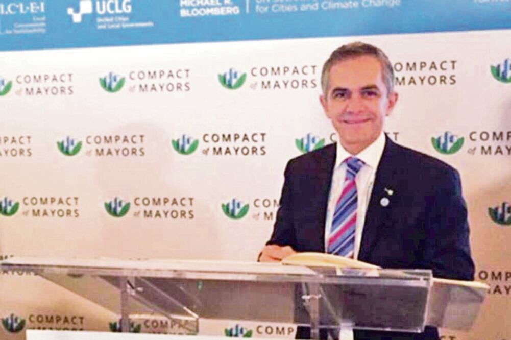 Expertos señalan que el mandato de Mancera se ha caracterizado por darle un impulso a la ciudad de México; a través del reconocimiento internacional ha puesto al DF en la mira del mundo (ARCHIVO EL UNIVERSAL)