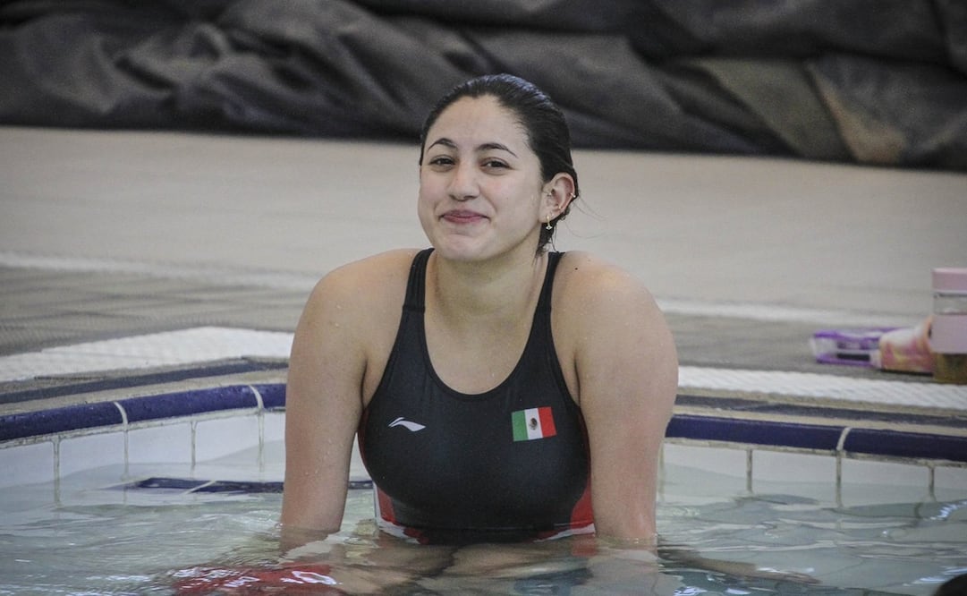 Twitter: @caromsunshine_