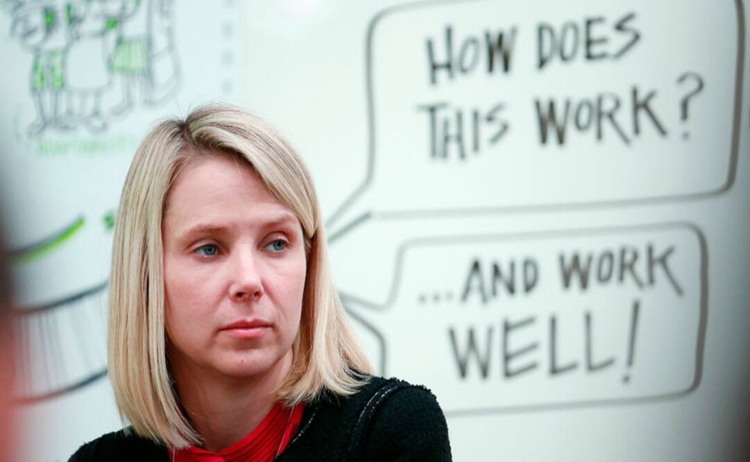 Al momento de firmar su contrato en 2012, Mayer logró un bono de 30 millones de dólares