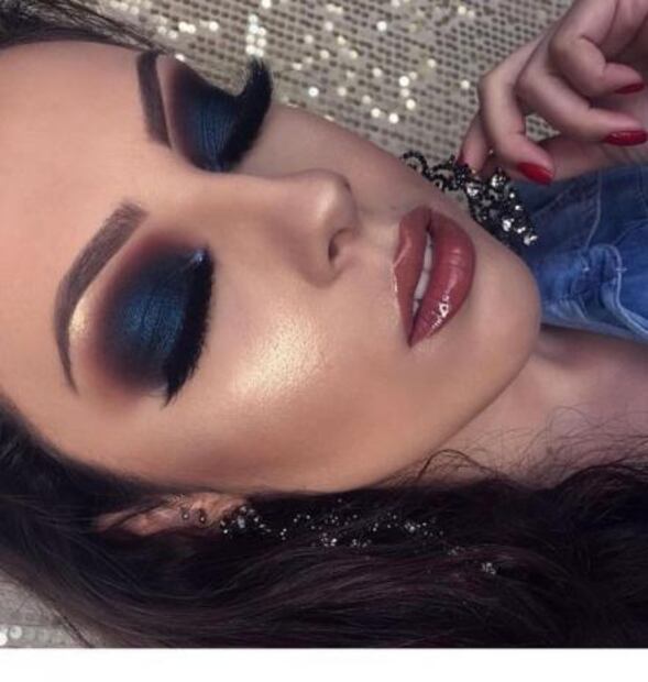 Las sombras azules son las favoritas de las mexicanas