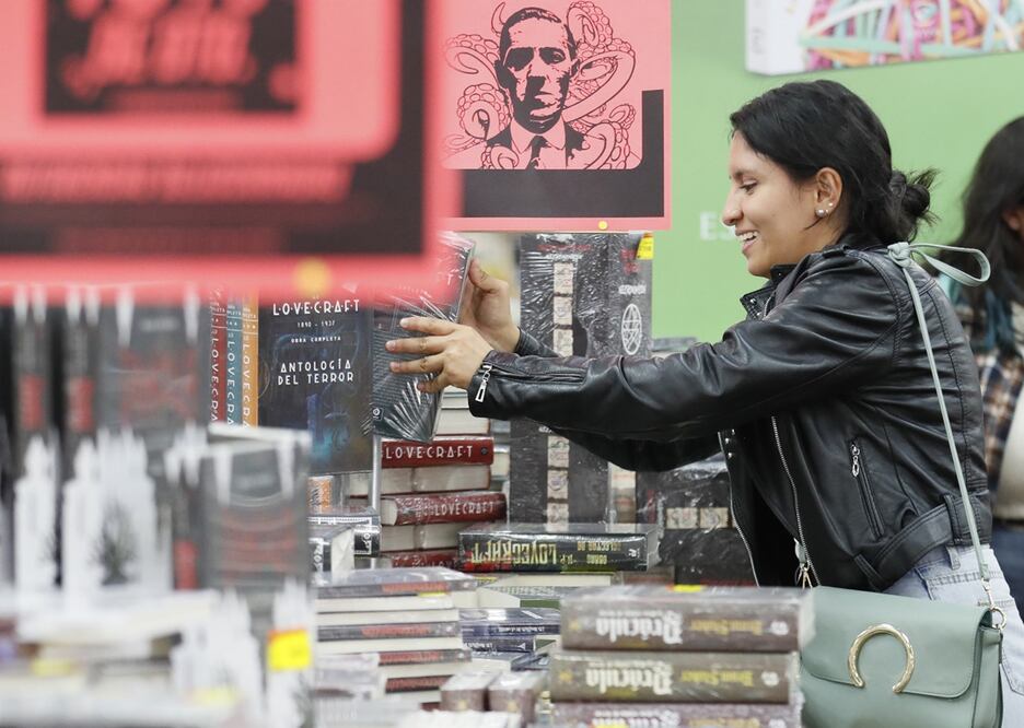Esta fecha coincide con los fallecimientos de Cervantes y Shakespeare, grandes exponentes de la literatura universal.
Foto: EFE / Carlos Ortega