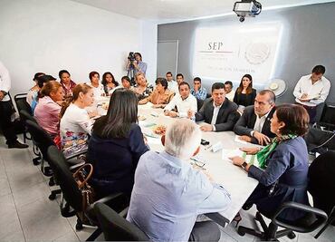 En Morelos, Rosario Robles encara reclamo por fondos