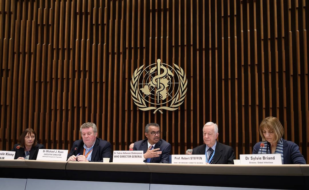 Comité de la Organización Mundial de la Salud en reunión por coronavirus (Foto: AFP)