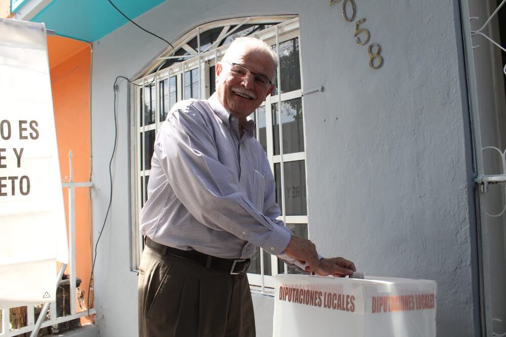 Francisco Labastida Ochoa, excandidato presidencial participa como militante del PRI para elegir a la nueva dirigencia nacional / Cortesía