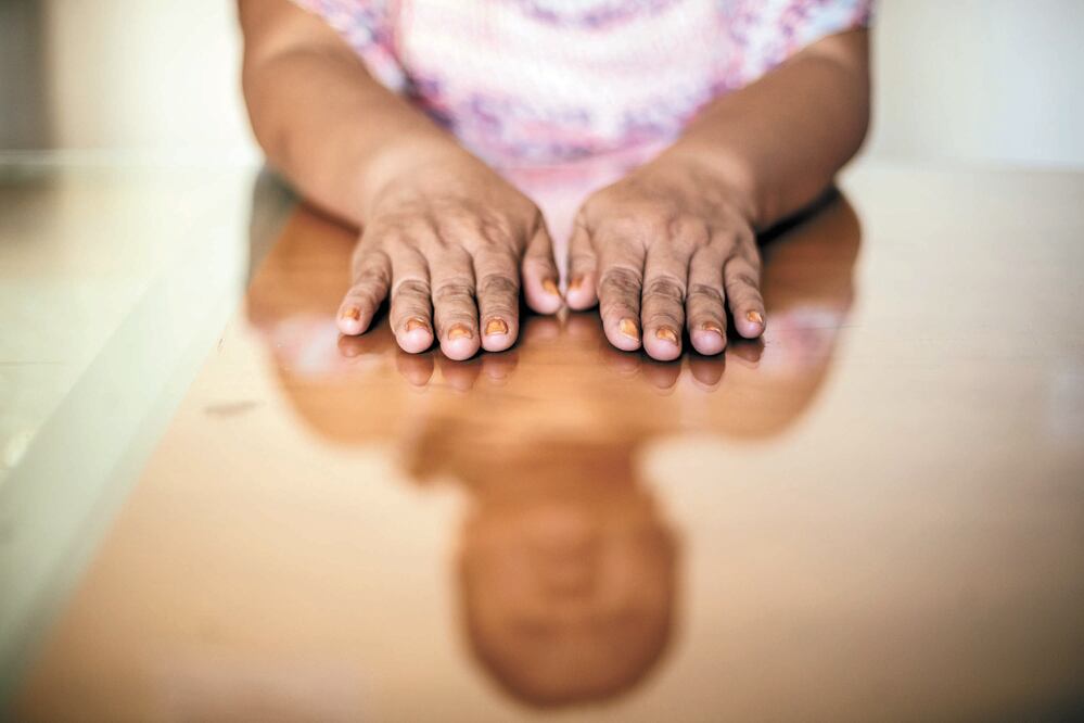 A Esther le quitaron a su hijo para forzarla a prostituirse por dos años; no lo ha recuperado. Ella escapó de sus victimarios y ahora trabaja en superar los traumas de aquel episodio. Foto: GERMÁN ESPINOSA/EL UNIVERSAL