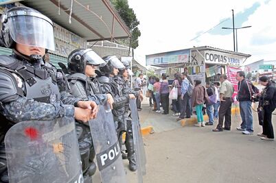 Oaxaca: cuesta 45 mdp blindaje VIP a maestros