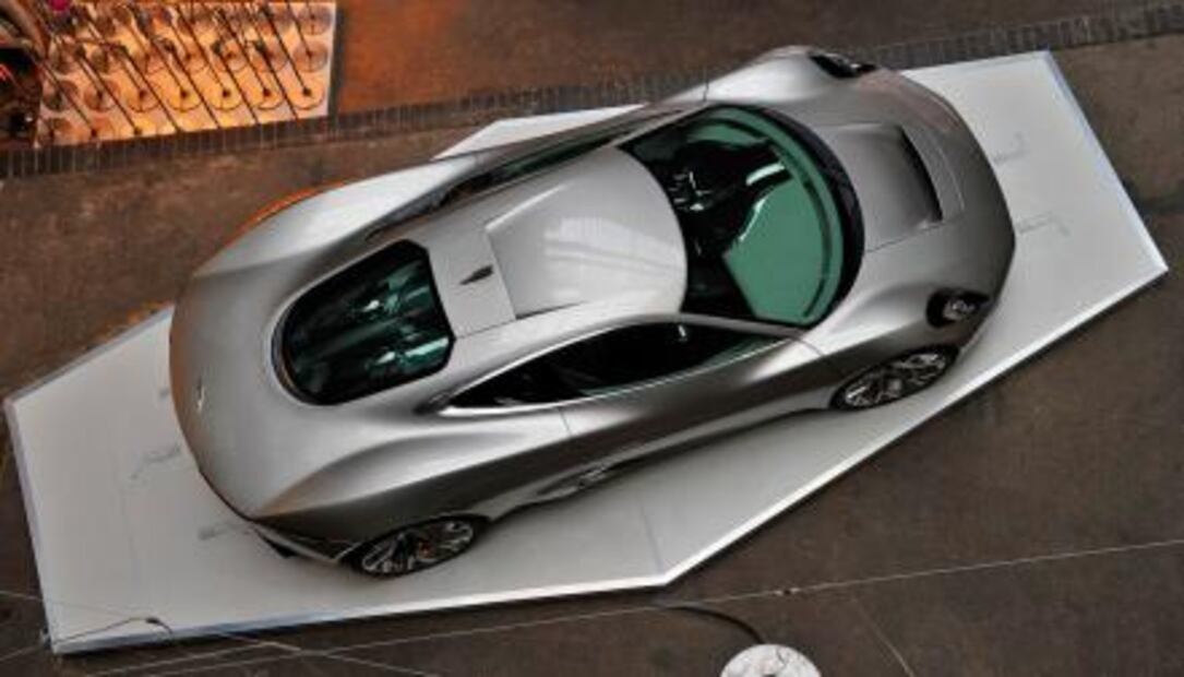 Jaguar planea un hiperdeportivo eléctrico 