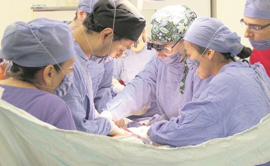 Las operaciones se realizaron en el Hospital General de Zona Número 3, en San Juan del Río, y en el General Regional (HGR) Número 1, en Querétaro. Foto: CORTESÍA IMSS