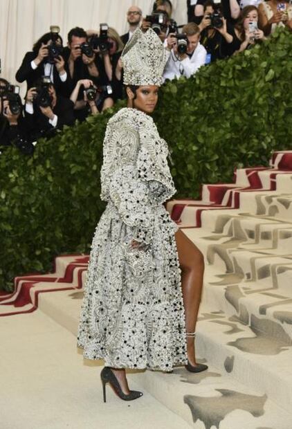 Te contamos todo sobre el vestido de Rihanna en la MET Gala 2018