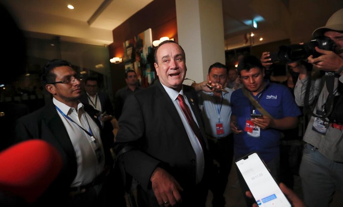 El candidato a la presidencia de Guatemala Alejandro Giammattei (Foto: EFE)