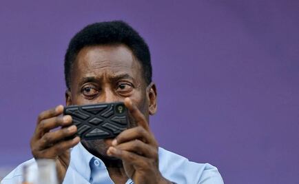 Pelé reclama salida del presidente de la CBF