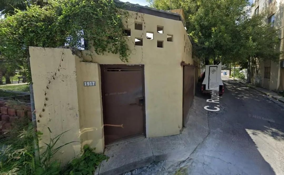 El punto señalado corresponde a un inmueble ubicado sobre la calle Ruperto Martínez, entre Espinosa y Agustín Melgar, donde opera la empresa EAMSA. Foto: Especial