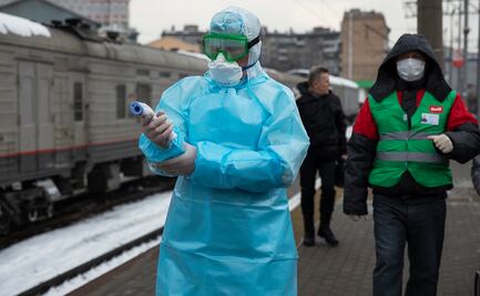 Rusia impone visas para turistas chinos para combatir propagación de coronavirus