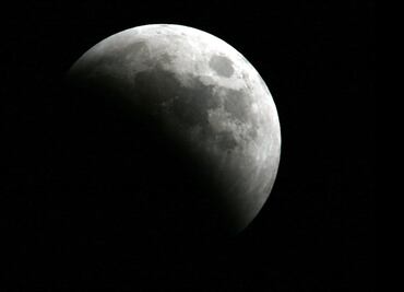 Mañana se producirá la Luna nueva de junio