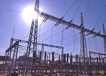 Presentan pruebas sobre suspensión de reforma eléctrica ante juez Gómez Fierro