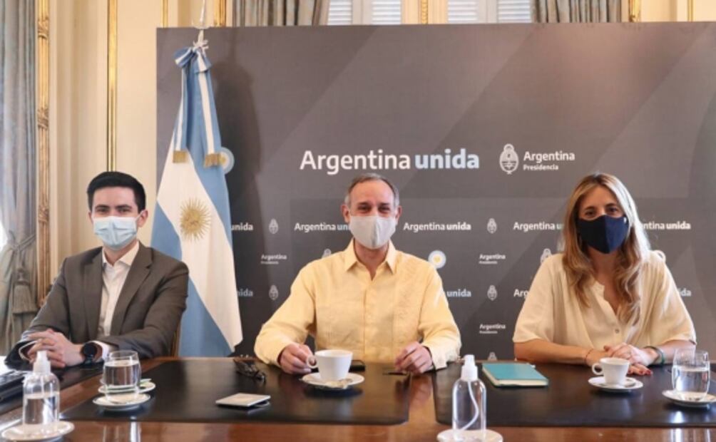 Guía López-Gatell para vacacionar y no morir en el intento