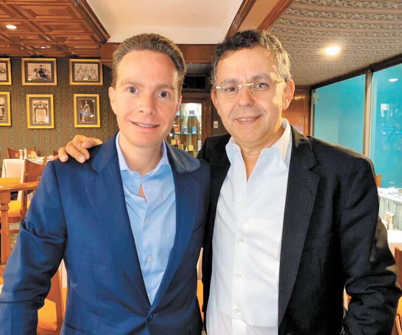 El líder de los senadores del PVEM, Manuel Velasco, informó del encuentro con César Yáñez, coordinador General de Política y Gobierno de la Presidencia, a través de redes sociales. Foto: TOMADA DE TWITTER