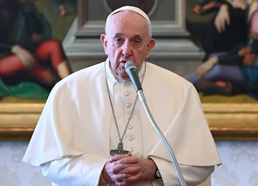 Papa Francisco recibe la primera dosis de la vacuna contra el Covid-19