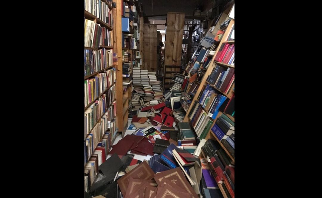 Foto: Twitter / Librería A través del Espejo