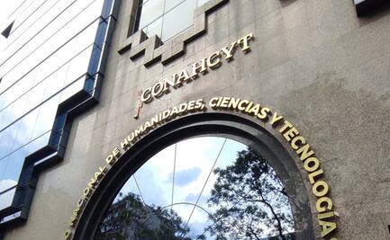 ¿De dónde sacó dinero Conahcyt para las becas de posgrado?