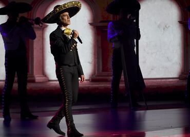 Alejandro Fernández recibirá Premio Ícono en los Latin AMAs