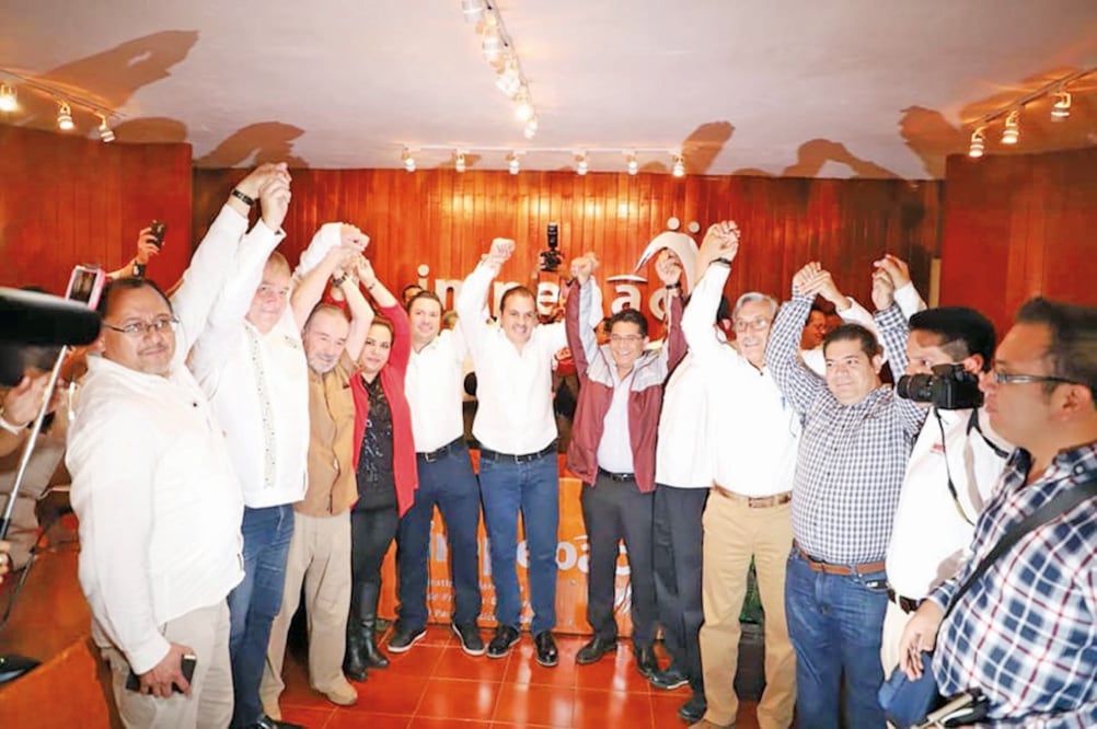 El 11 de marzo Cuauhtémoc Blanco realizó su registro como candidato a la gubernatura por la coalición Juntos Haremos Historia (Morena-PES-PT), sin emitir ninguna propuesta. Hoy es un hecho que estará en la boleta electoral. (TOMADA DE FACEBOOK)