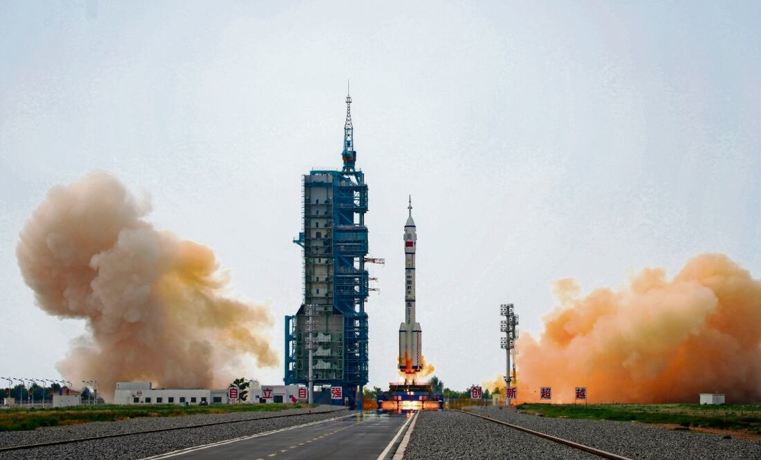 China construyó su propia estación espacial luego de que fue excluido de la Estación Espacial Internacional en gran medida por las preocupaciones estadounidenses de los estrechos vínculos de los programas espaciales chinos con el Ejército Popular de Liberación
