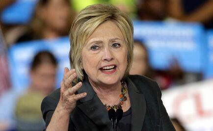 Clinton sigue superando a Trump, revelan encuestas 