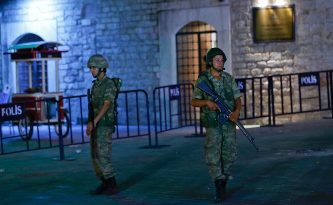 Turquía. Erdogan llama a la gente a resistir el golpe militar