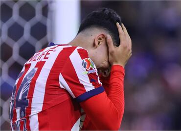 Chivas la sigue haciendo de emoción; todavía no tiene claro a su nuevo entrenador