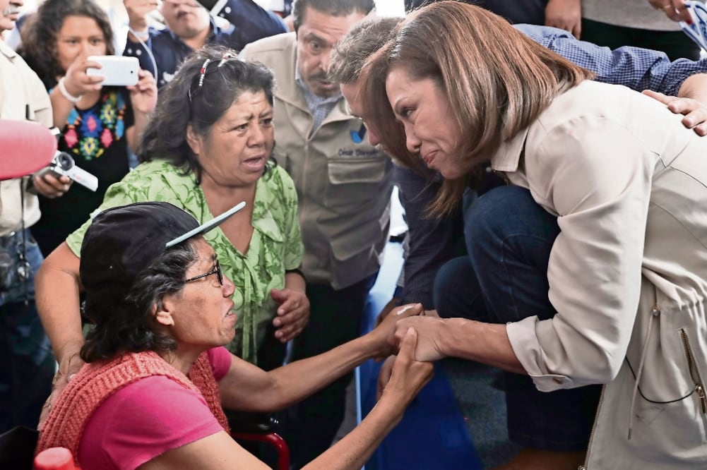 La abanderada del PAN, Josefina Vázquez Mota, prometió ante simpatizantes que, de ganar la gubernatura, devolverá la paz y la tranquilidad al Estado de México. (