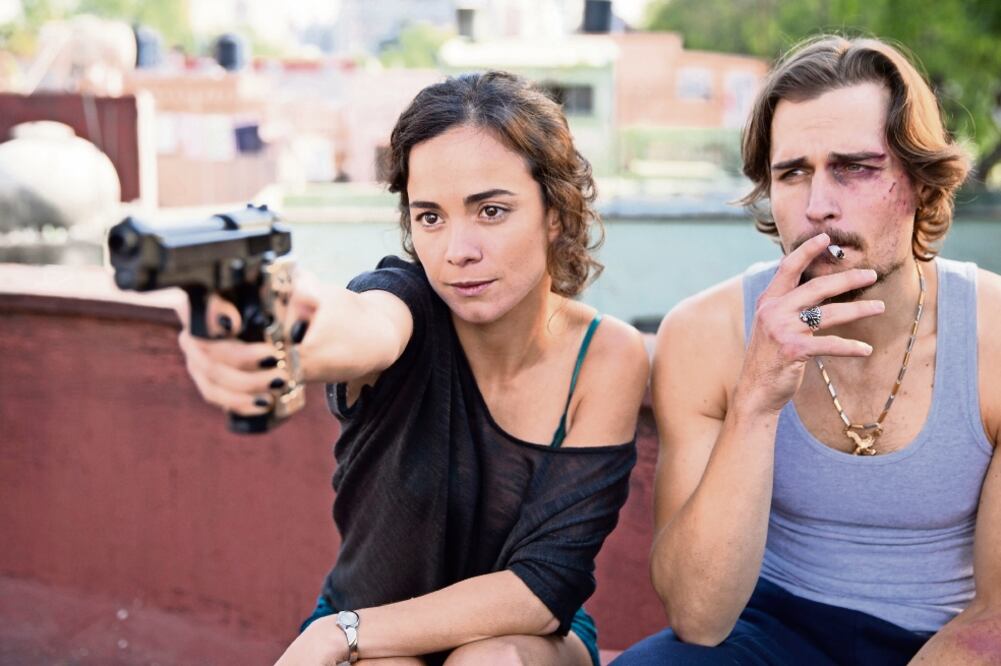 Alice Braga y Jon-Michael Ecker, hijo de Guy Ecker, participan (SPACE)