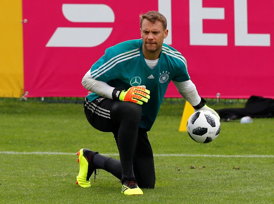 REUTERS. Manuel Neuer
