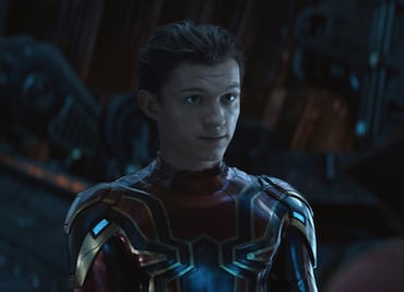 Tom Holland presenta el nuevo traje de Spider-Man