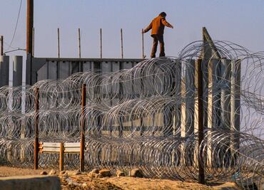 Gobierno de EU tiene informantes infiltrados en caravana migrante: NBC