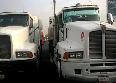 Se triplica cruce de camiones de carga por Puente Colombia tras acuerdo entre NL y Texas