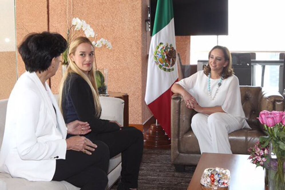 Lilian Tintori, esposa de Leopoldo López, se reunión con la canciller Claudia Ruiz Massieu (Foto: @ruizmassieu)